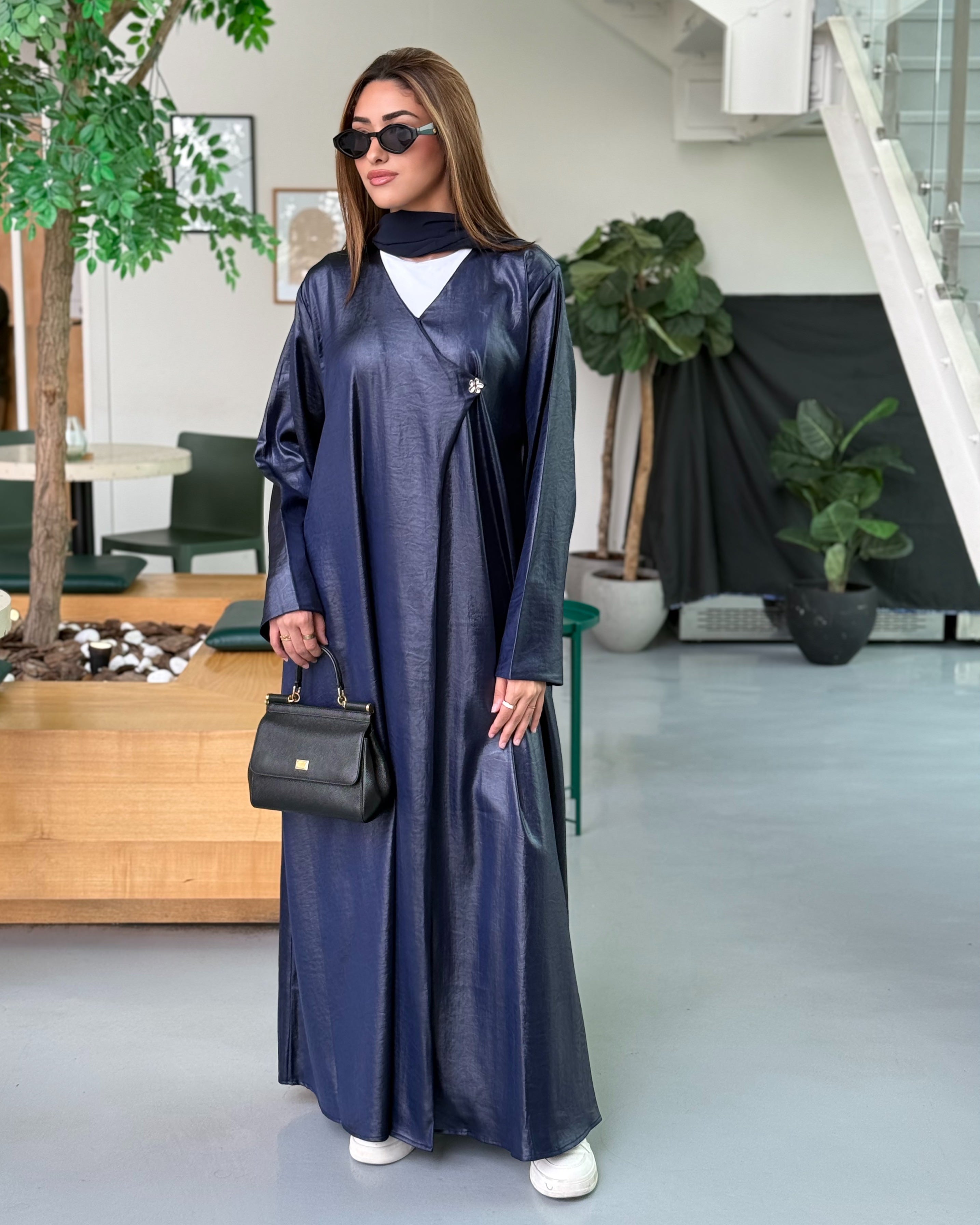 Warda-Navy