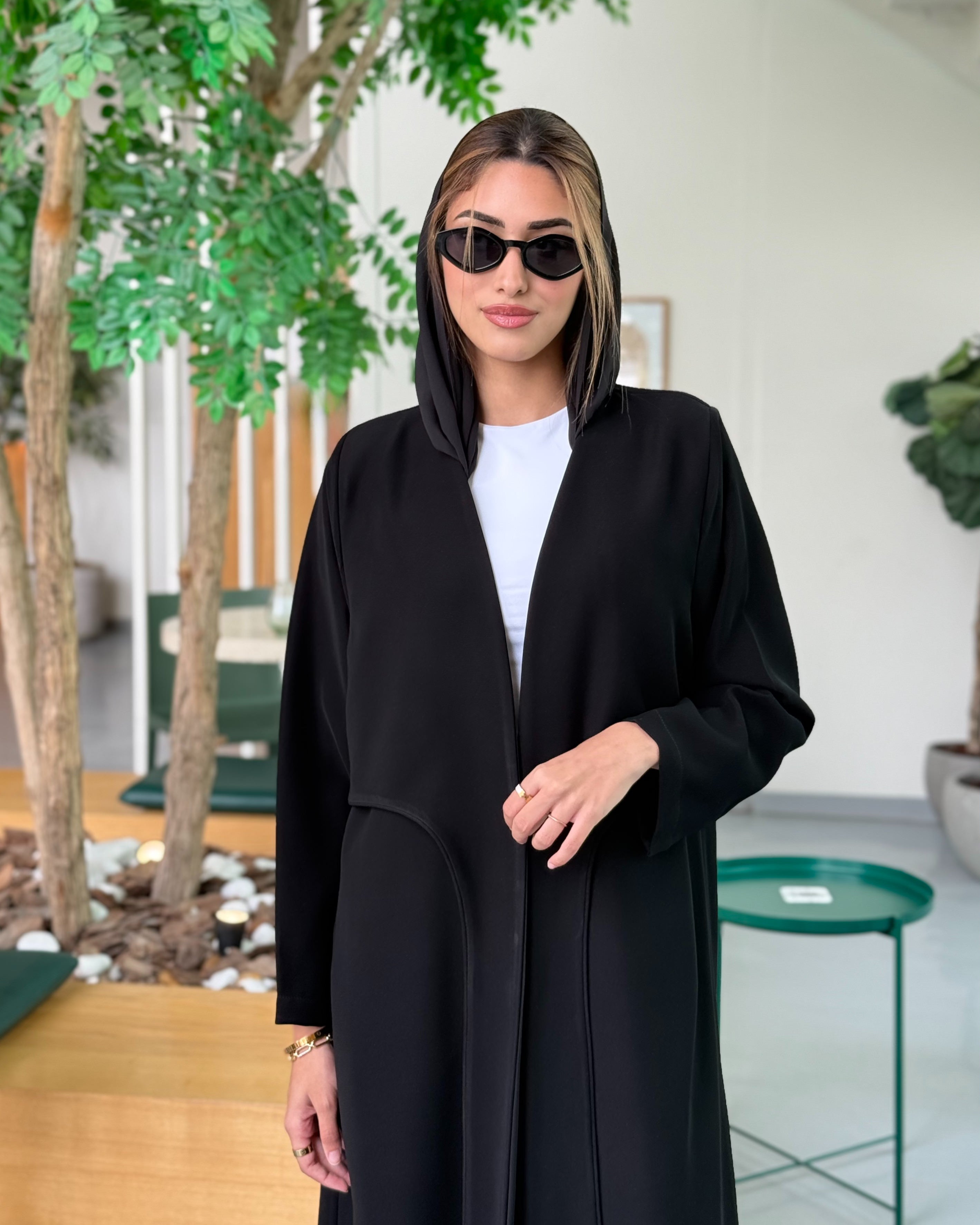 Dalia-Black