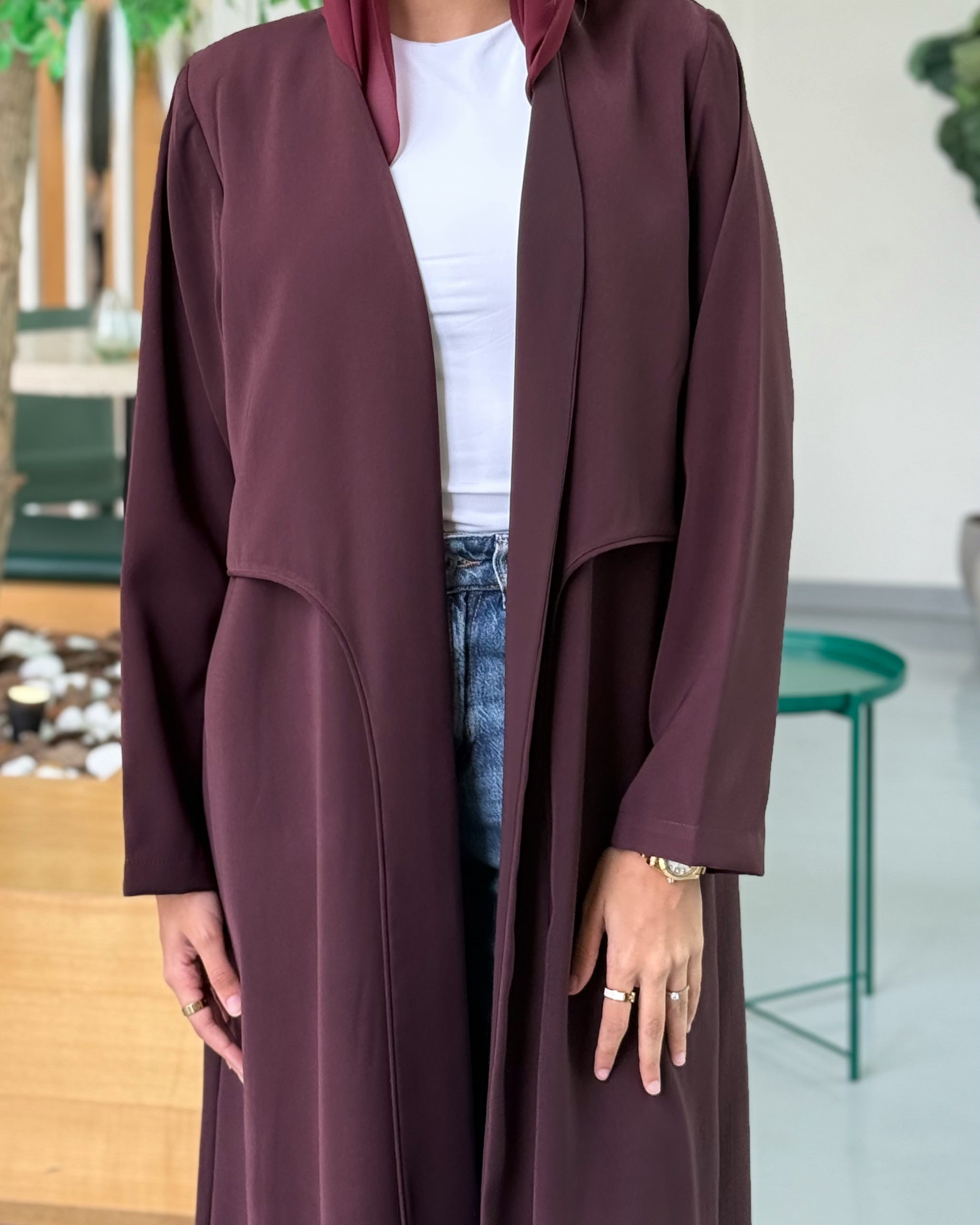Dalia-Maroon